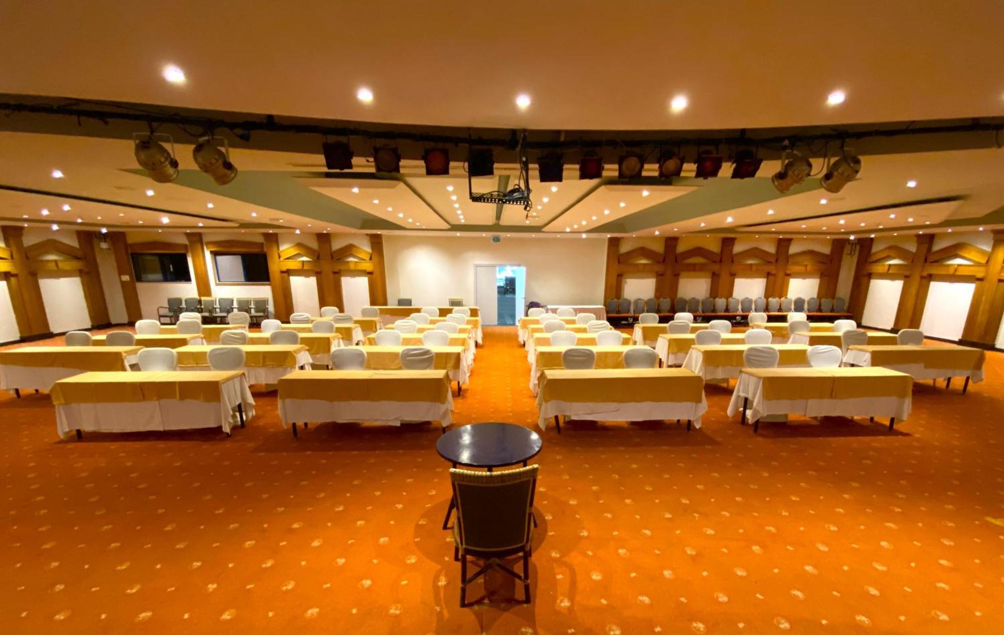Queen'S Park Le Jardin Kemer Exterior foto